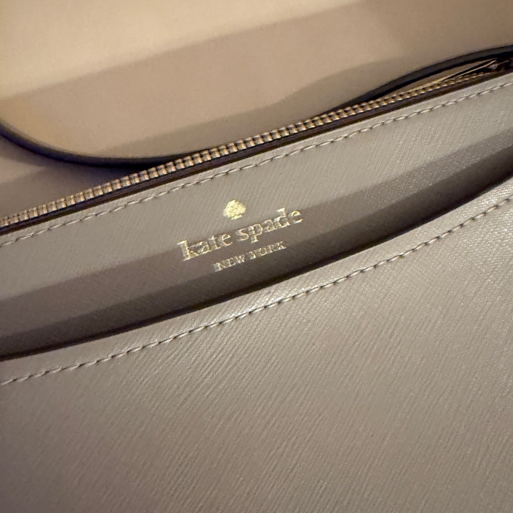 Kate Spade New York Rory Crossbody Bag in gray saffiano leather - Picture 4 of 11